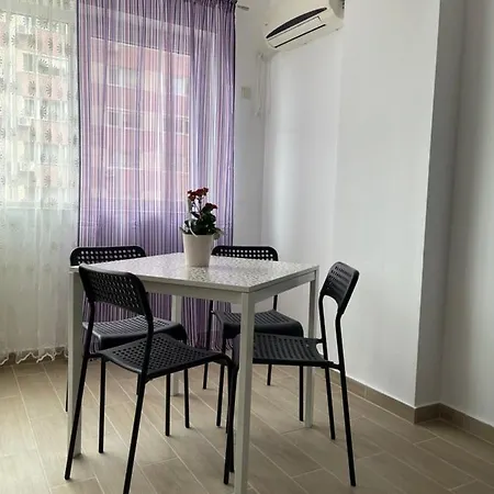 Zeini - Garsoniera Apartment Constanta