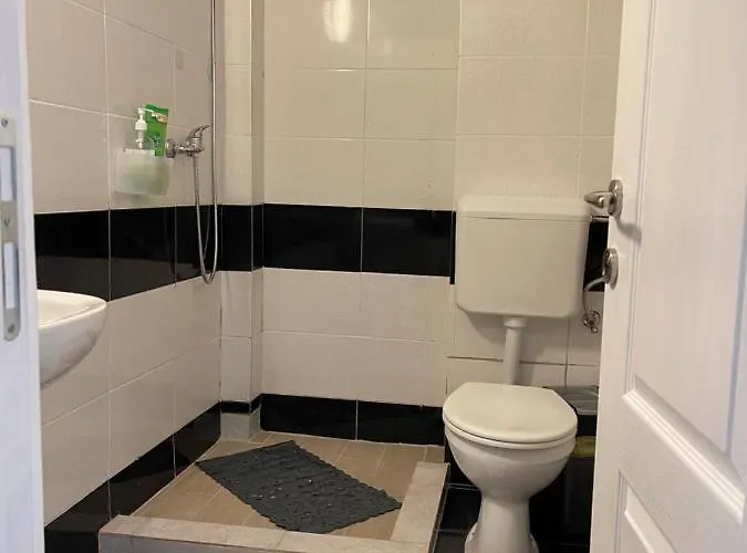 Zeini - Garsoniera Constanţa